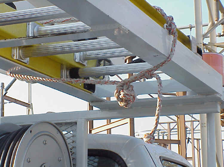 MVC-893X_small.JPG (51904 bytes)