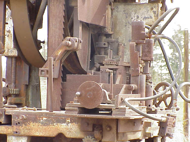 MVC-044X.JPG (174132 bytes)