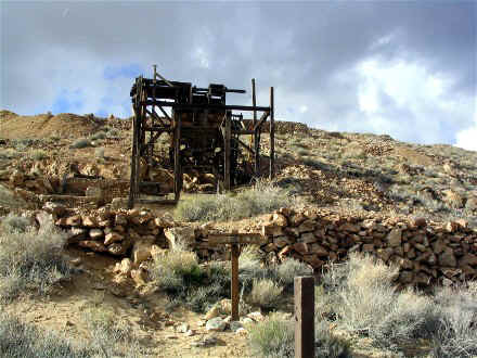 Web Feb 26, 2005 Mary 004.jpg (68334 bytes)