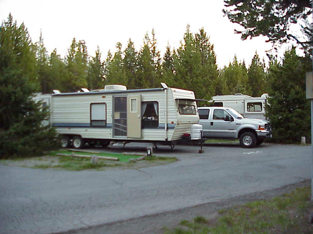 fishingbridgecamp.jpg (90279 bytes)